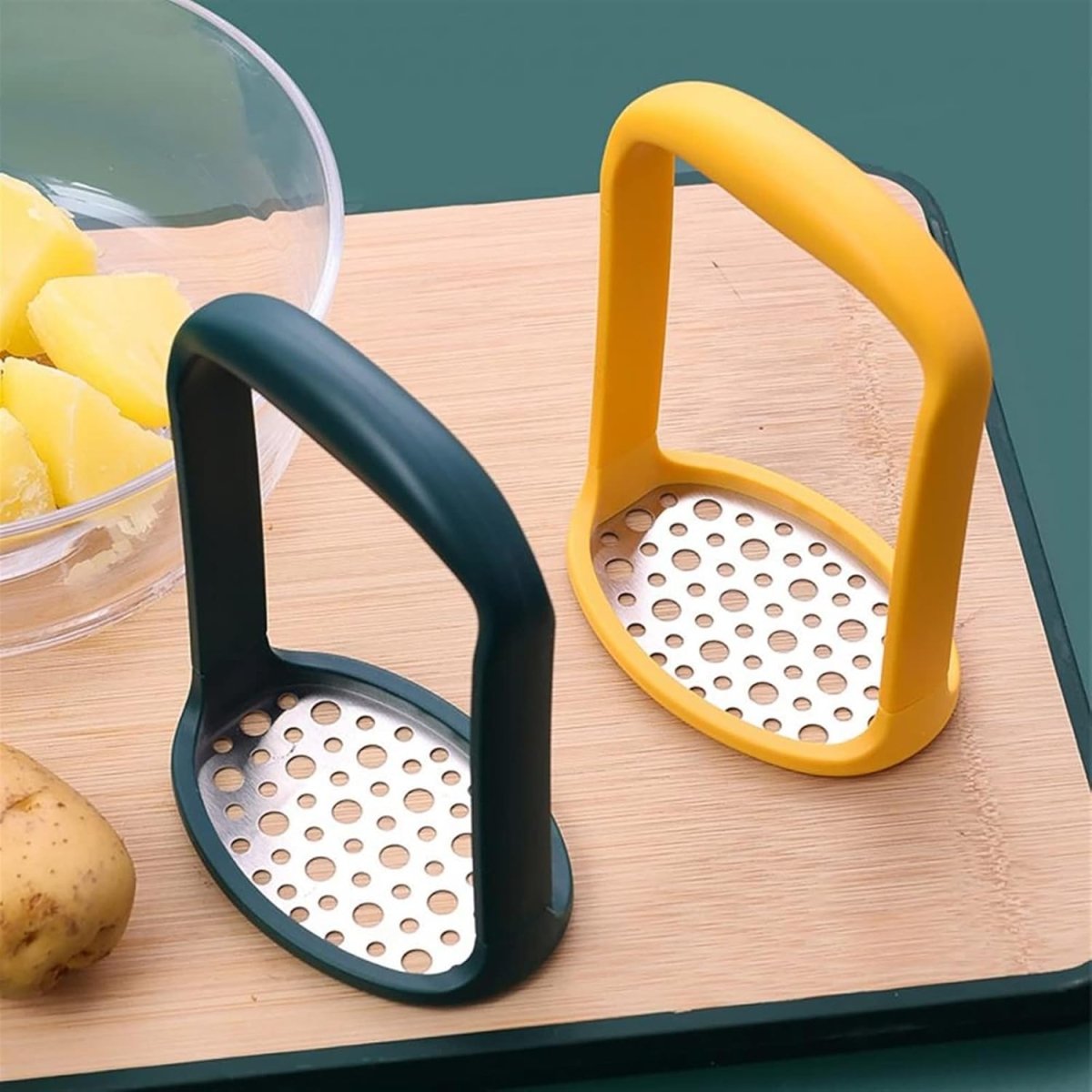 Plastic Handle With Stainless Steel Potato Masher